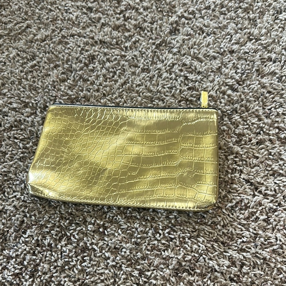 NEW ESTEE LAUDER Gold Crocodile-Embossed Clutch